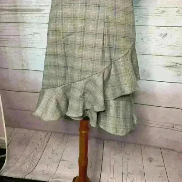 nwt beige eci plaid ruffle dress 4 - Picture 9 of 14